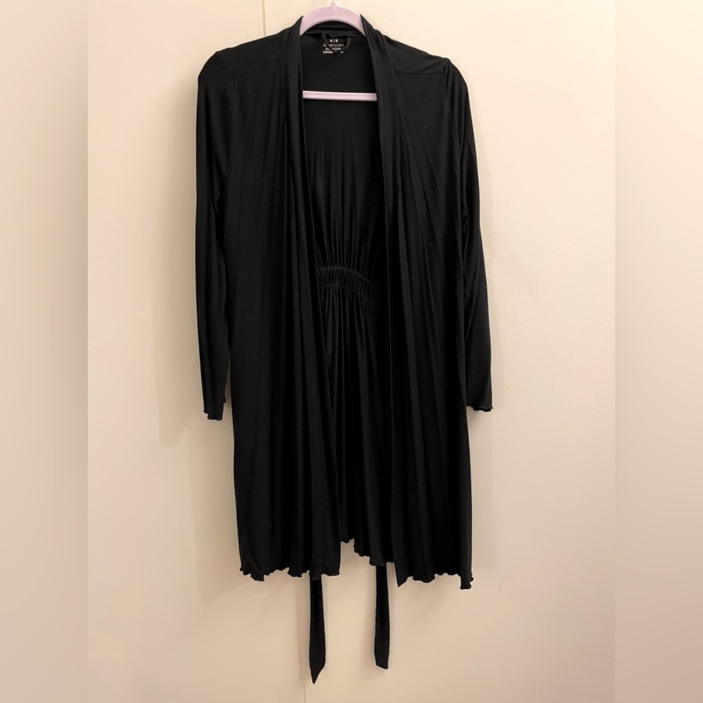 Aerie robe, size medium